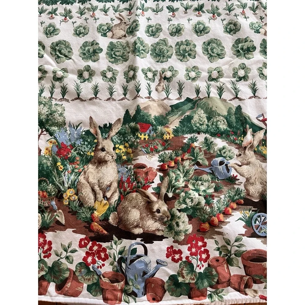 Wilton‎ Court Bunny Garden Easter 50x64